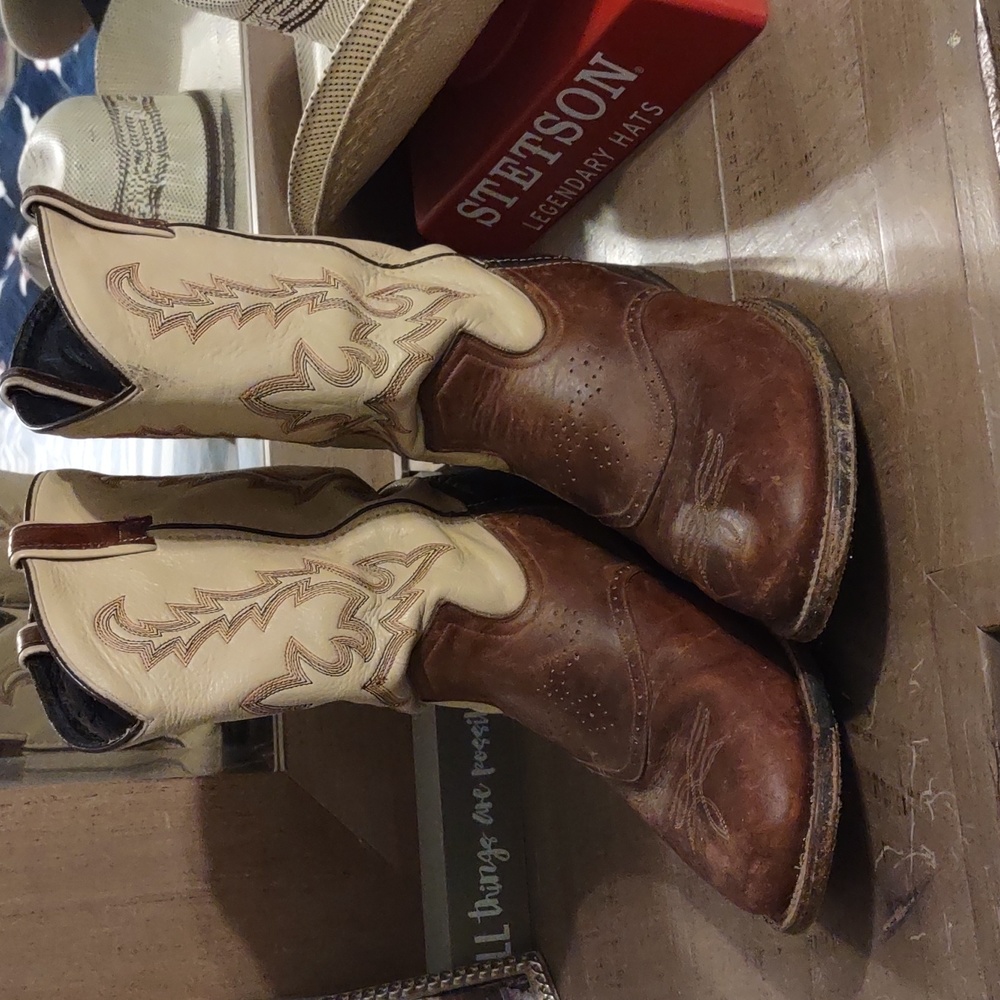 Men's ranch hand style cowboy boots